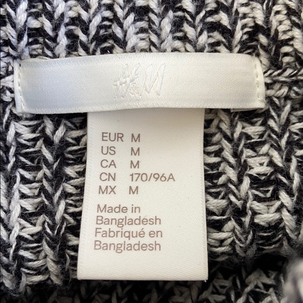 H&M Black Mock Collar Sweater - Picture 8 of 8
